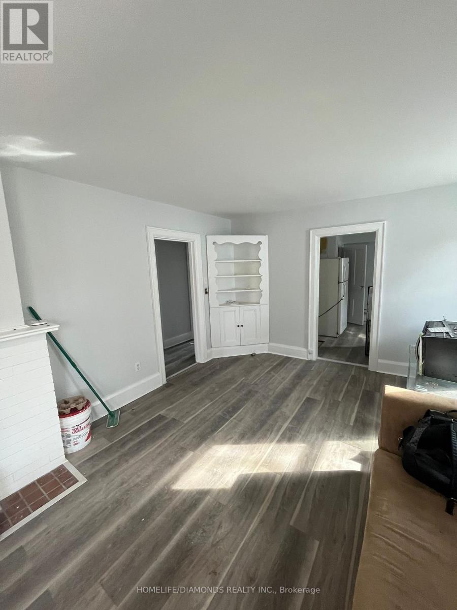 211 Toronto Street, Kingston, Ontario  K7L 4A9 - Photo 10 - X12871312