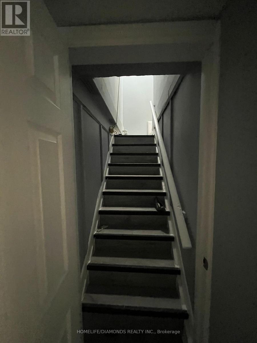 211 Toronto Street, Kingston, Ontario  K7L 4A9 - Photo 24 - X12871312