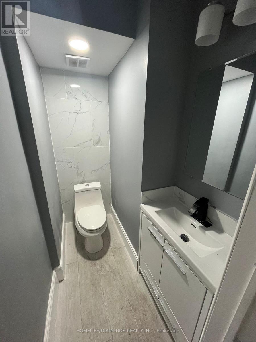 211 Toronto Street, Kingston, Ontario  K7L 4A9 - Photo 9 - X12871312