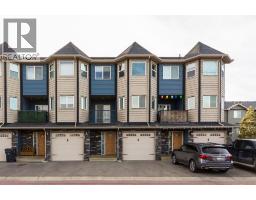 877 Mt Sundance Manor W, Lethbridge, Alberta