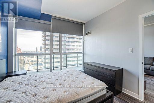 3310 - 4070 Confederation Pkwy Parkway, Mississauga, Ontario  L5B 0E9 - Photo 18 - W12872322