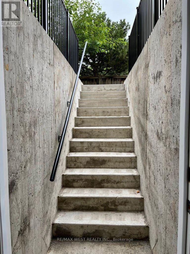 LOWER - 5481 GLEN ERIN DRIVE, Mississauga, Ontario