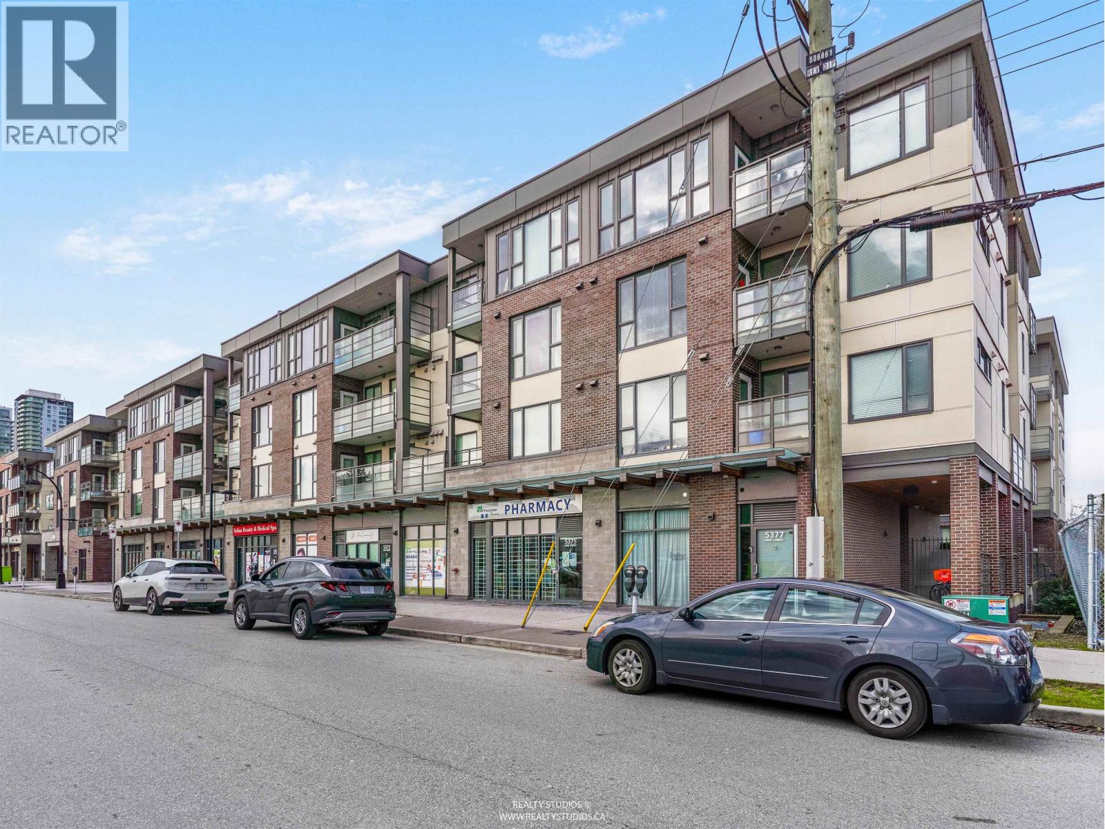 120 5355 Lane Street, Burnaby, British Columbia  V5H 0H1 - Photo 1 - R3093206