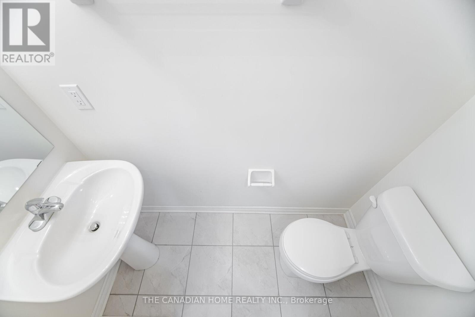 # 40 - 636 Evans Avenue, Toronto, Ontario  M8W 2W6 - Photo 13 - W12872570