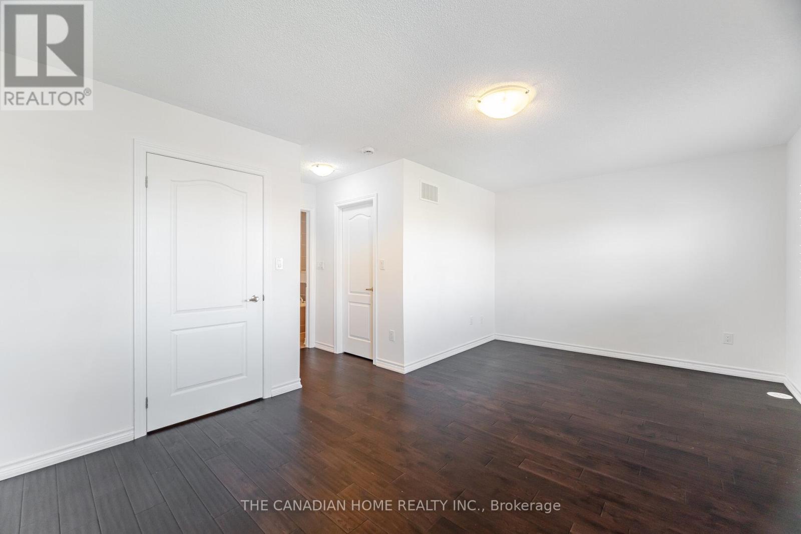 # 40 - 636 Evans Avenue, Toronto, Ontario  M8W 2W6 - Photo 17 - W12872570