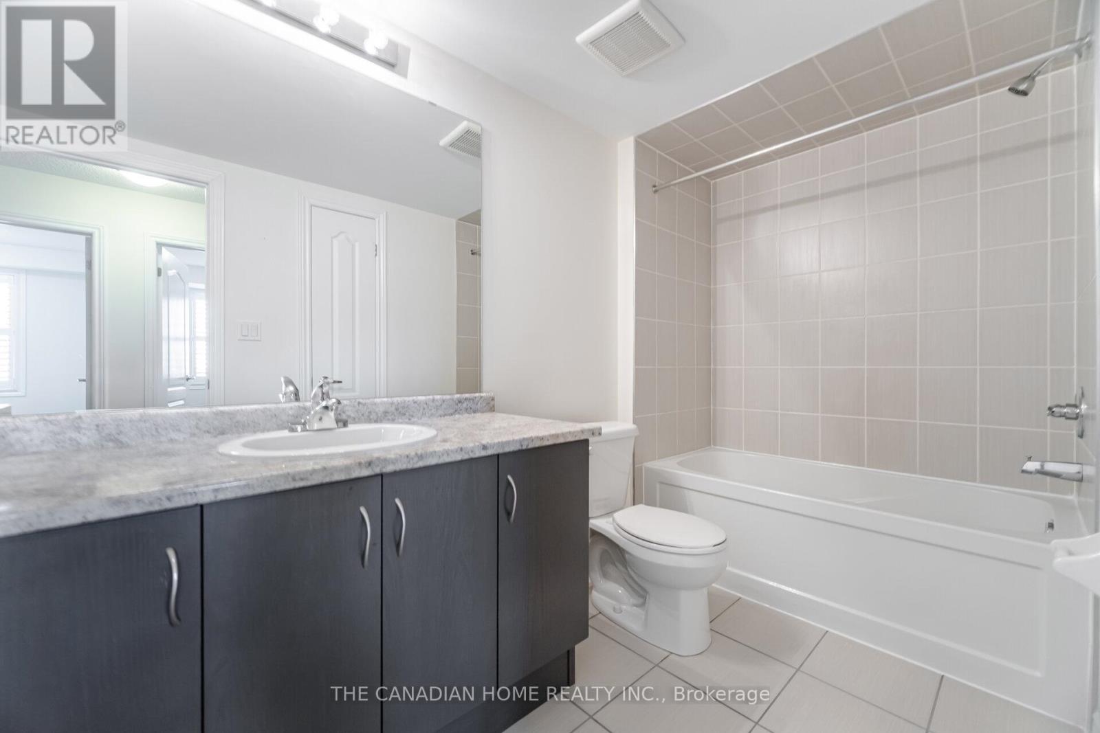 # 40 - 636 Evans Avenue, Toronto, Ontario  M8W 2W6 - Photo 27 - W12872570