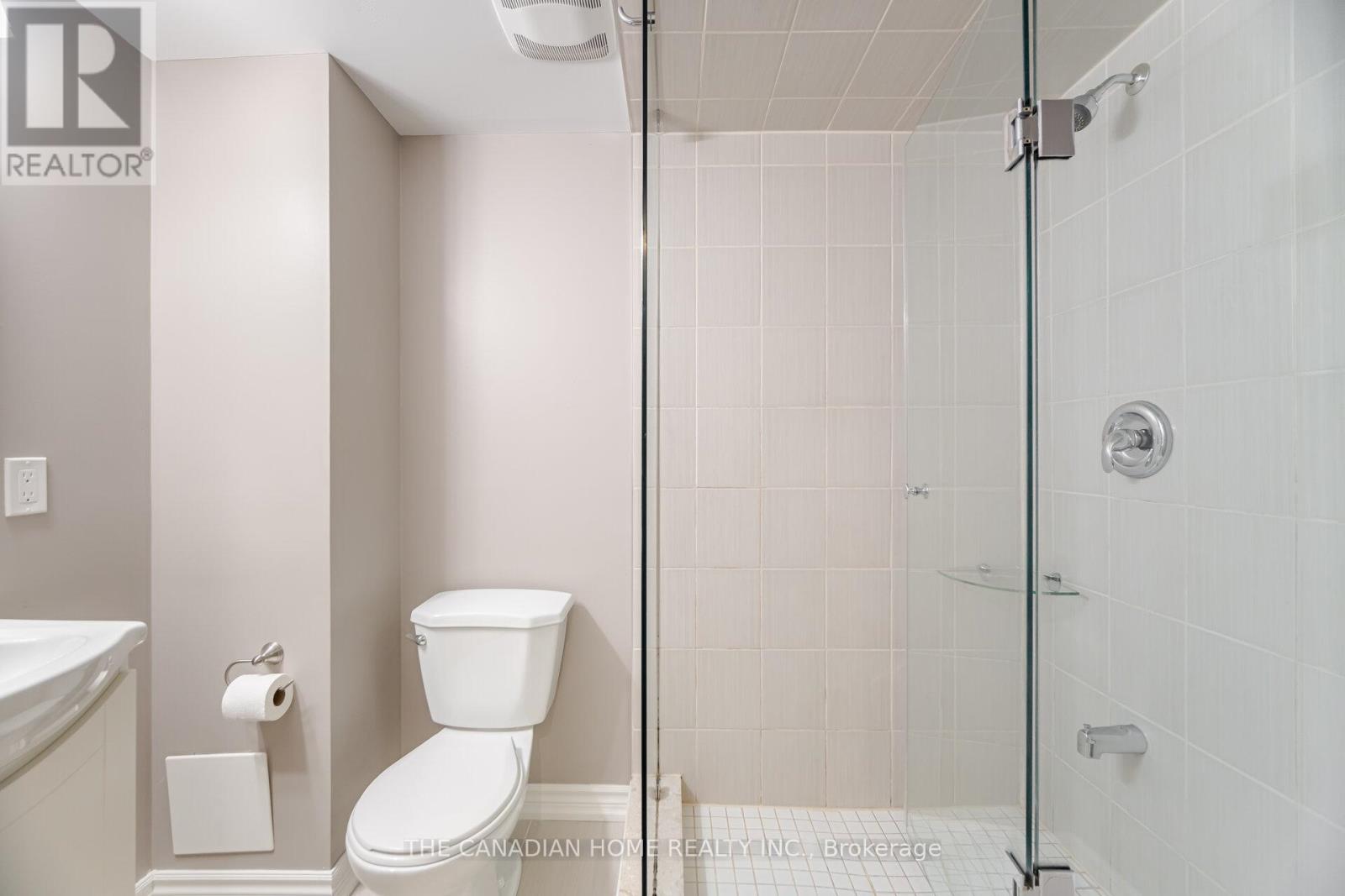 # 40 - 636 Evans Avenue, Toronto, Ontario  M8W 2W6 - Photo 34 - W12872570