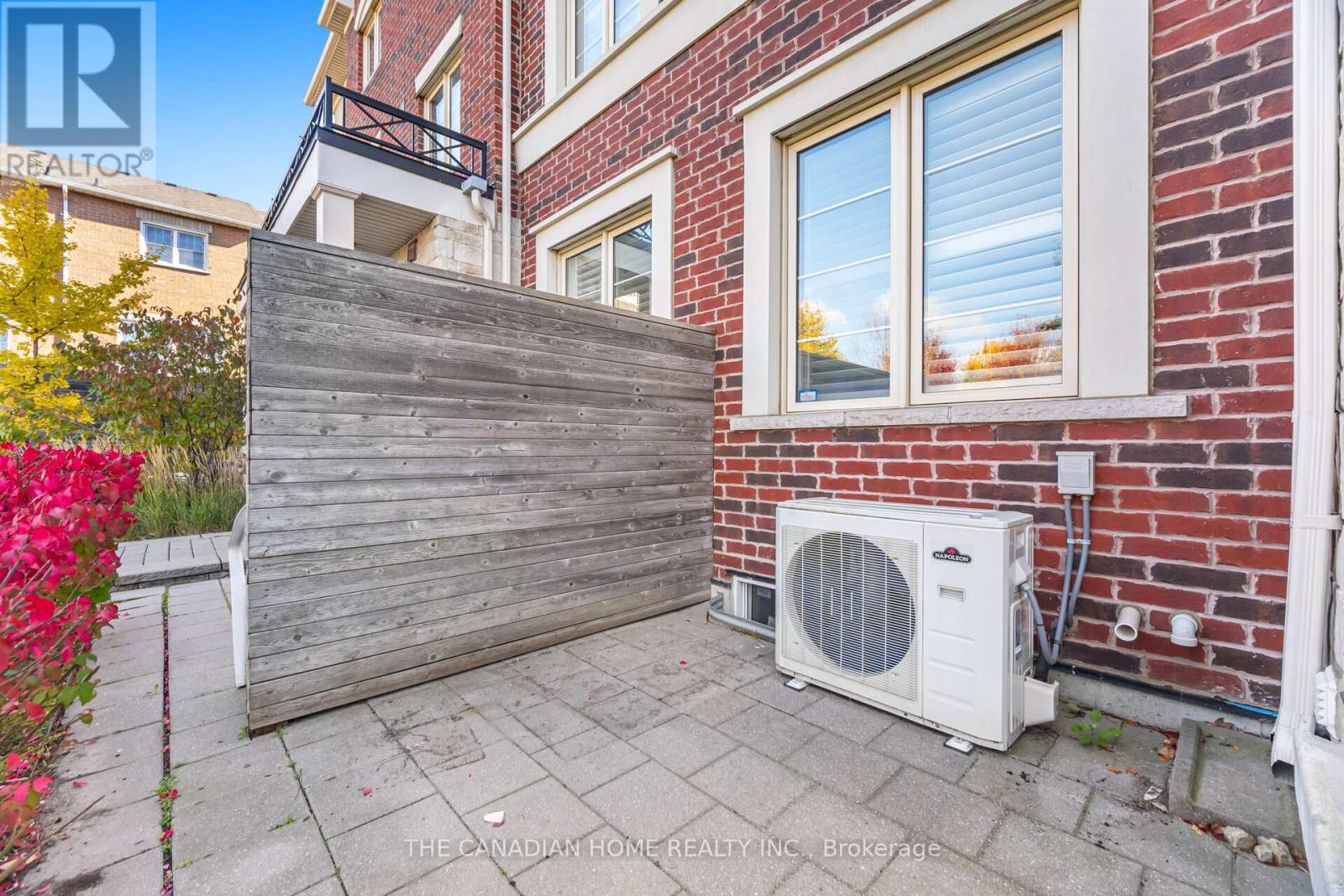 # 40 - 636 Evans Avenue, Toronto, Ontario  M8W 2W6 - Photo 36 - W12872570