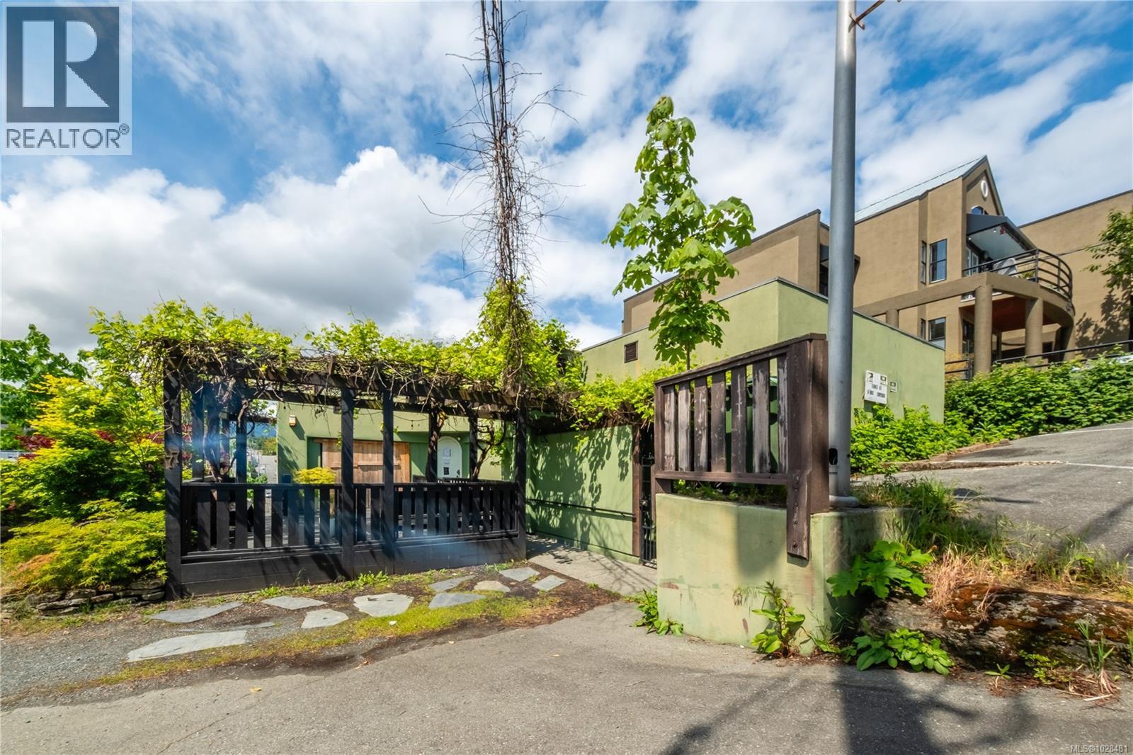 77 & 85 Skinner St, Nanaimo, British Columbia  V9R 5G9 - Photo 36 - 1028481