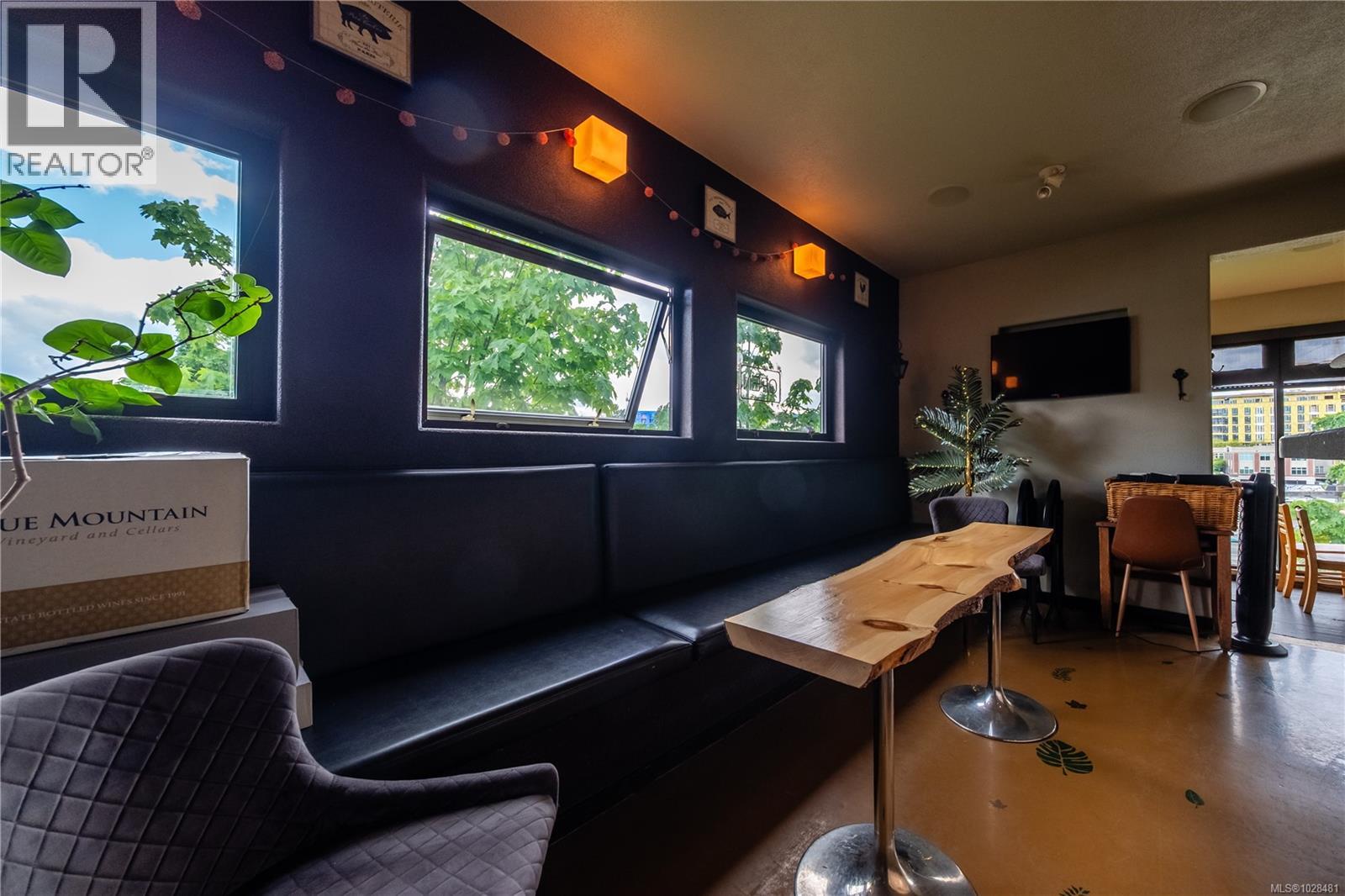 77 & 85 Skinner St, Nanaimo, British Columbia  V9R 5G9 - Photo 47 - 1028481