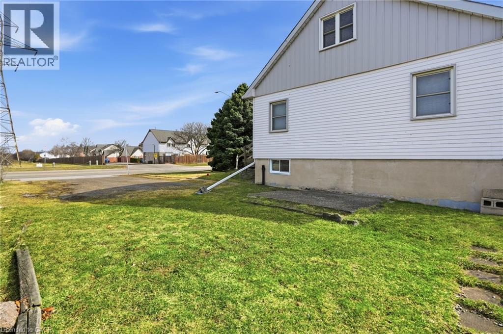 560 Stone Church Road E, Hamilton, Ontario  L8W 1A6 - Photo 30 - 40811509