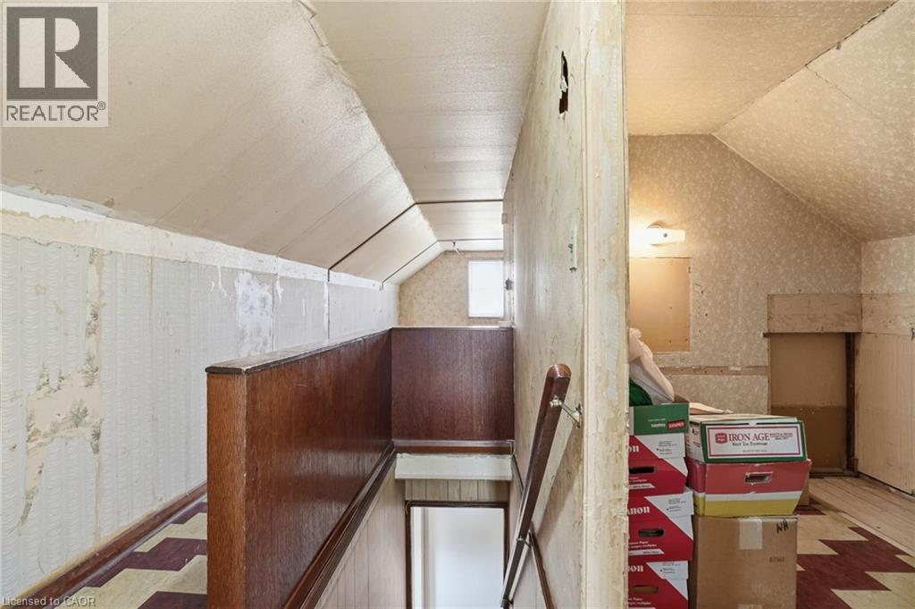 560 Stone Church Road E, Hamilton, Ontario  L8W 1A6 - Photo 23 - 40811509