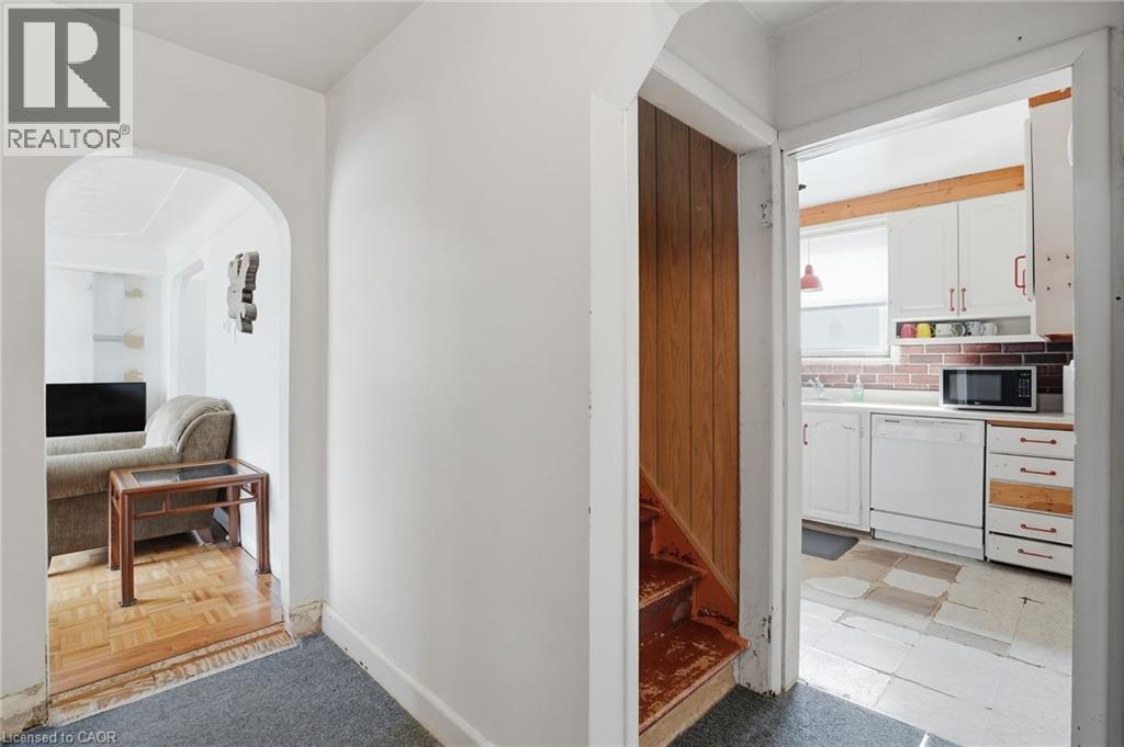 560 Stone Church Road E, Hamilton, Ontario  L8W 1A6 - Photo 6 - 40811509