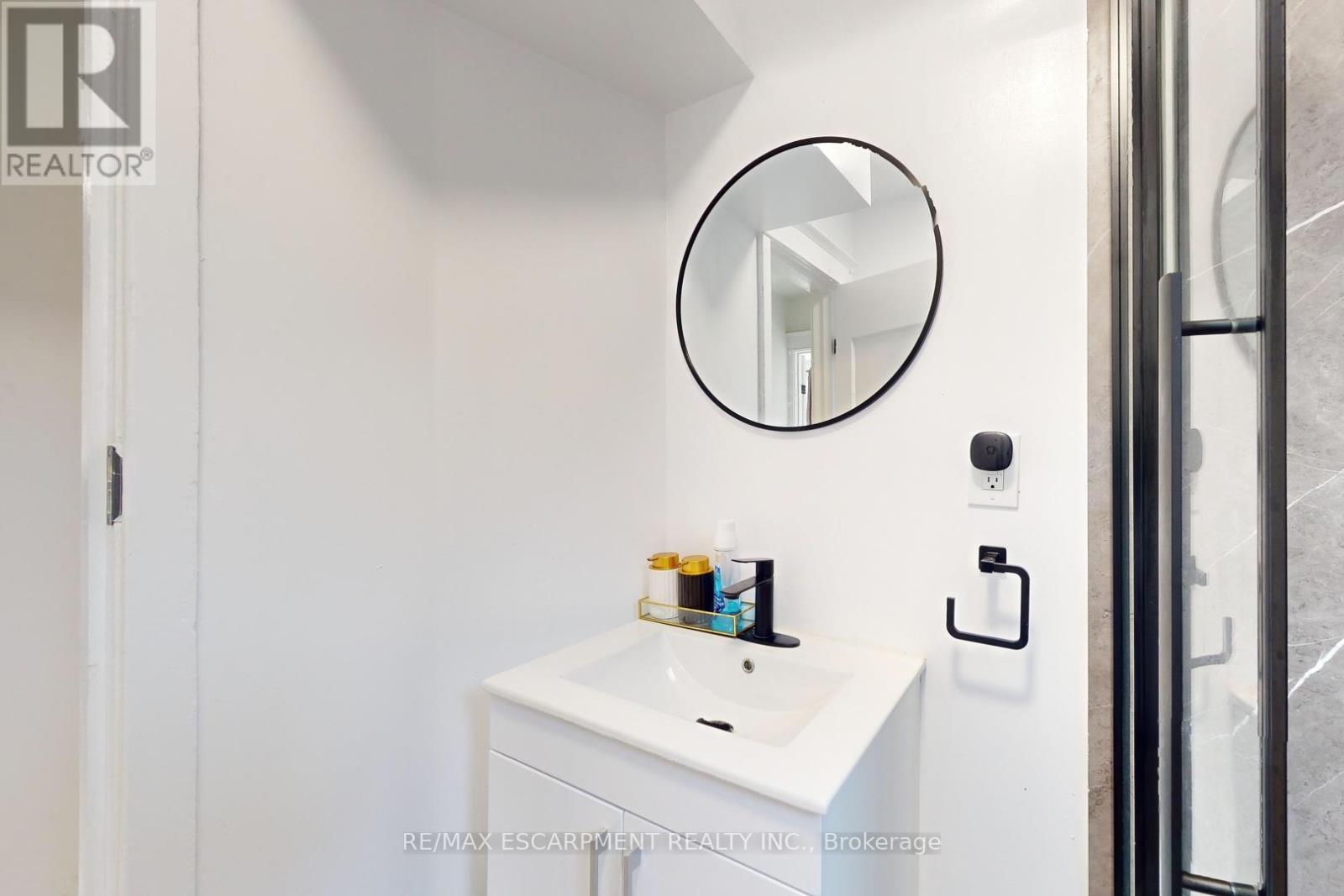 196 Walnut Street, Hamilton, Ontario  L8N 2M1 - Photo 20 - X12872336