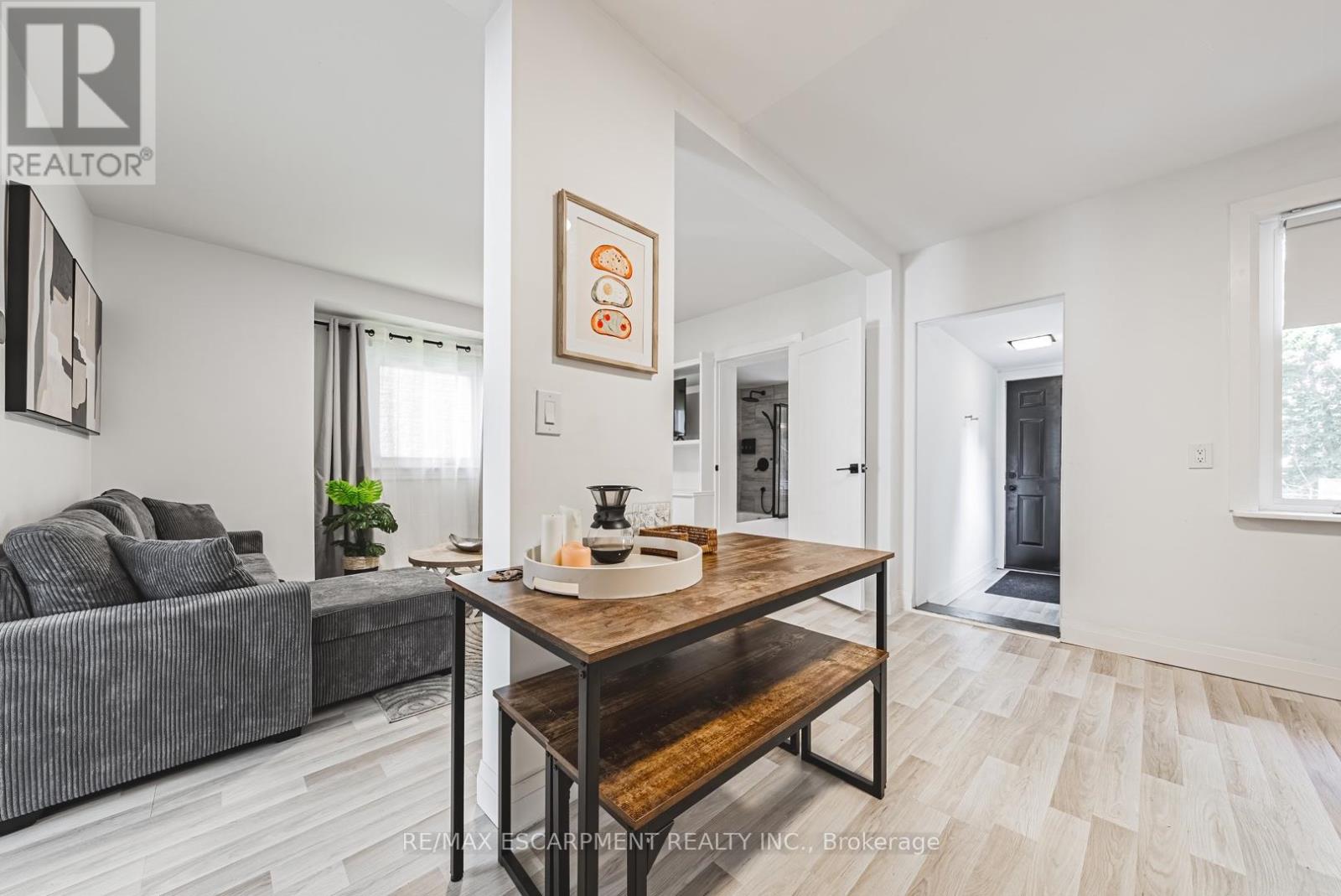 196 Walnut Street, Hamilton, Ontario  L8N 2M1 - Photo 8 - X12872336