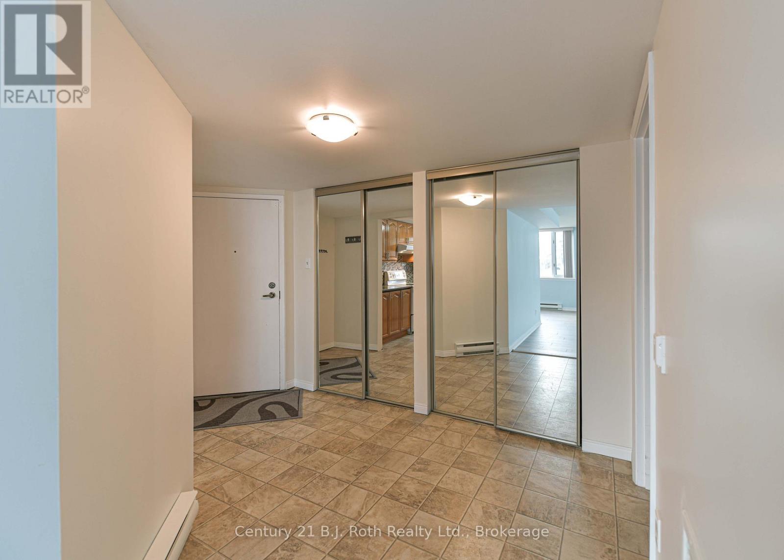 104 - 95 Matchedash Street N, Orillia, Ontario  L3V 4T9 - Photo 7 - S12761550