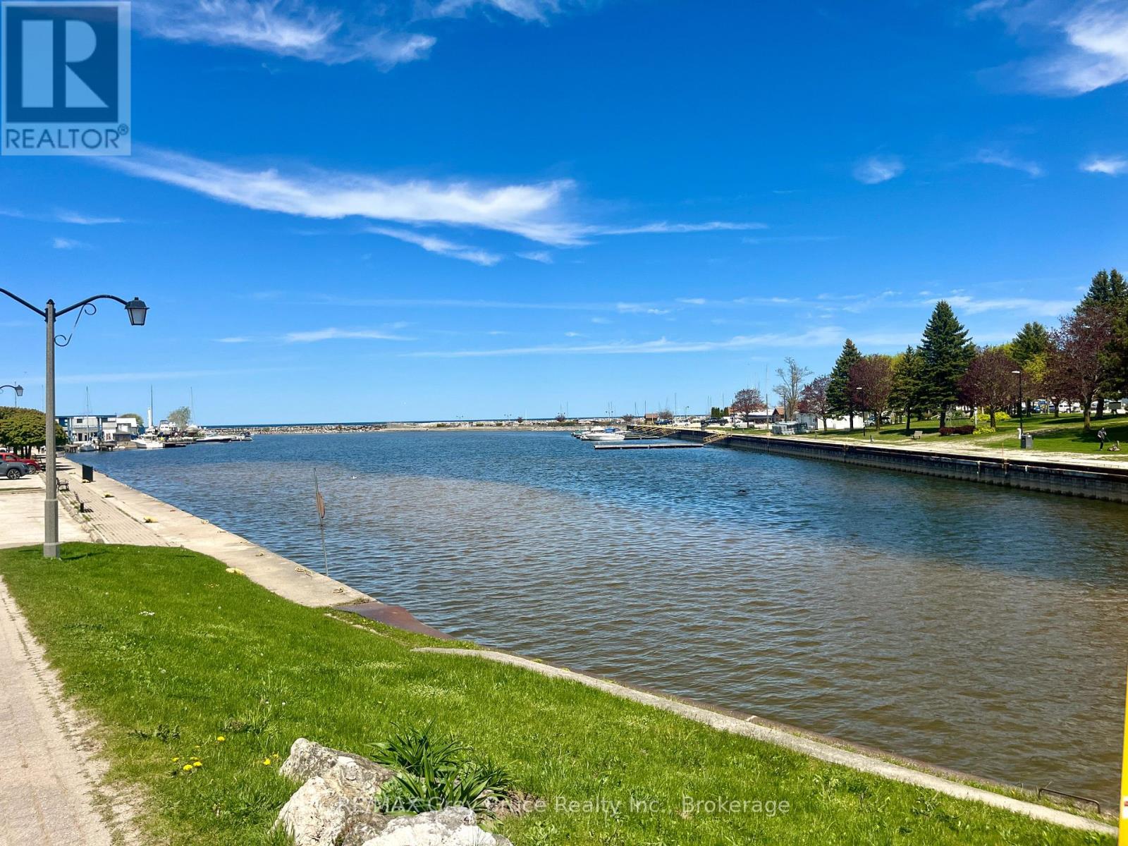 308 - 34 Bayfield Street, Meaford, Ontario  N4L 1Y2 - Photo 2 - X12668952