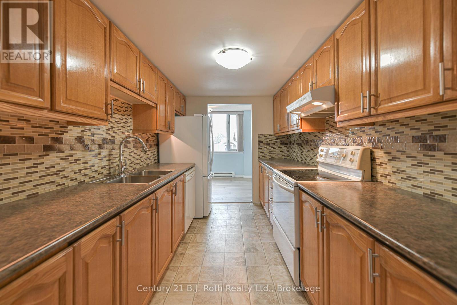 104 - 95 Matchedash Street N, Orillia, Ontario  L3V 4T9 - Photo 11 - S12761550