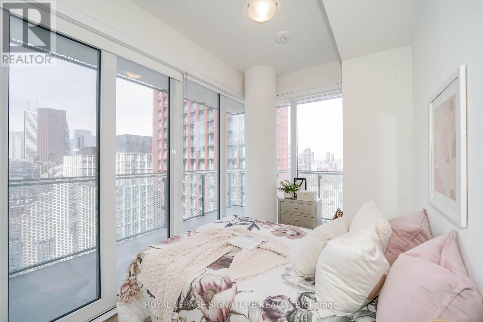 2616 - 70 Princess Street, Toronto, Ontario  M5A 0X6 - Photo 21 - C12709446