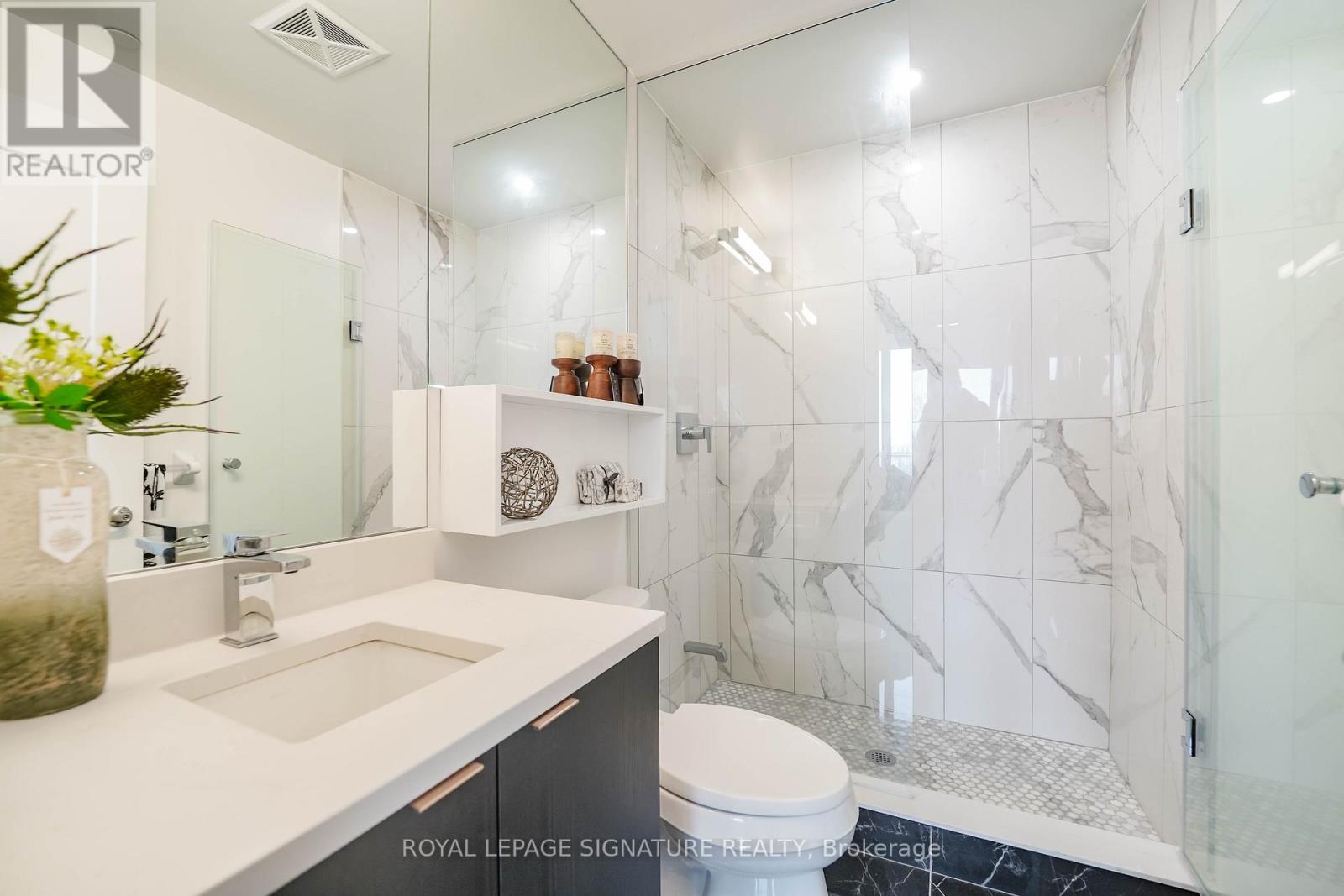 2616 - 70 Princess Street, Toronto, Ontario  M5A 0X6 - Photo 26 - C12709446