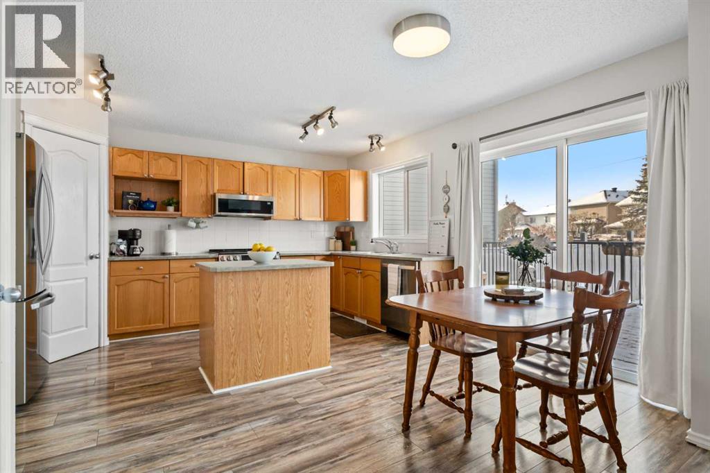 8 Chapalina Crescent Se, Calgary, Alberta  T2X 3R3 - Photo 12 - A2292229