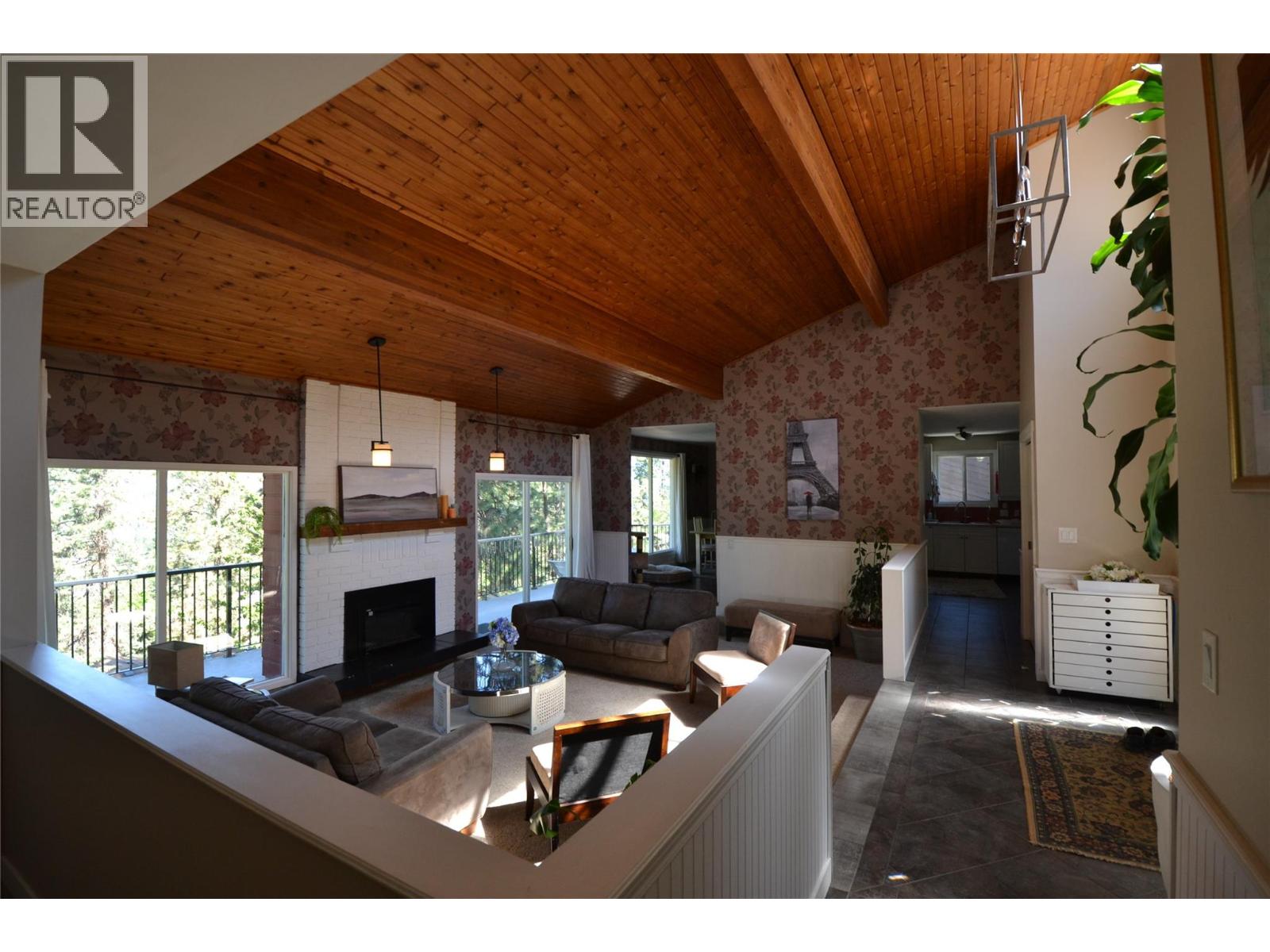 2172 Michelle Crescent, West Kelowna, British Columbia  V1Z 3B6 - Photo 4 - 10379022