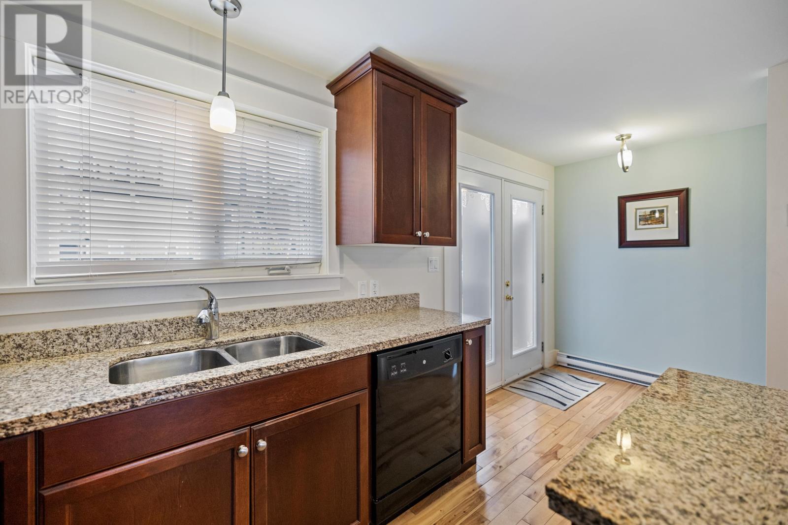 322a Queen Street, Charlottetown, Prince Edward Island  C1A 4C3 - Photo 16 - 202604367