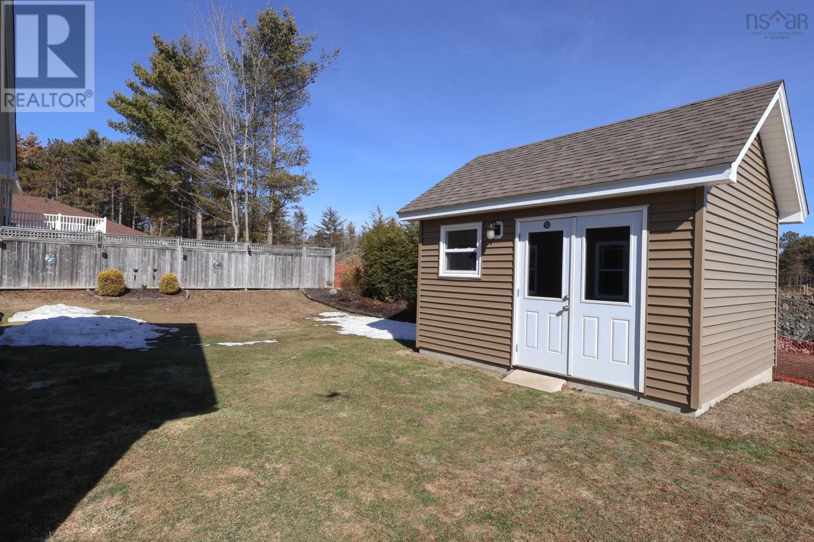 40 Dr Ernst Court, Bridgewater, Nova Scotia  B4V 9A3 - Photo 38 - 202604354