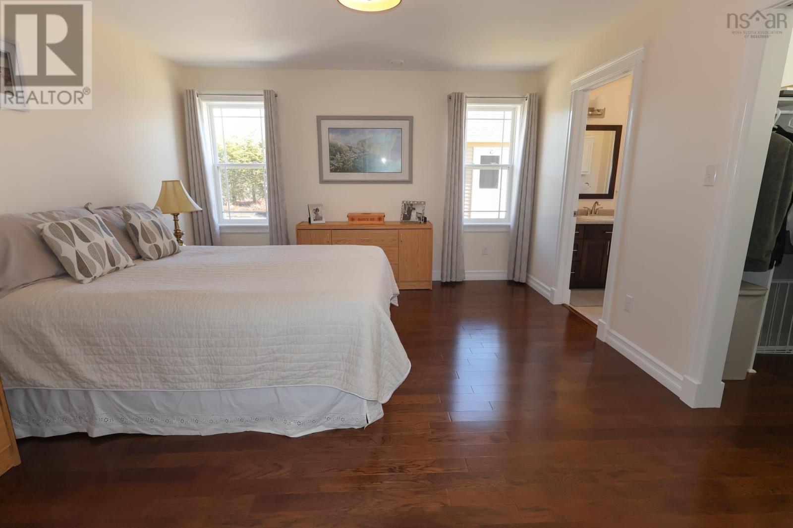 40 Dr Ernst Court, Bridgewater, Nova Scotia  B4V 9A3 - Photo 28 - 202604354