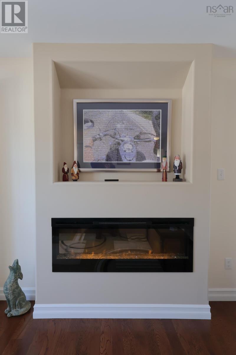 40 Dr Ernst Court, Bridgewater, Nova Scotia  B4V 9A3 - Photo 8 - 202604354