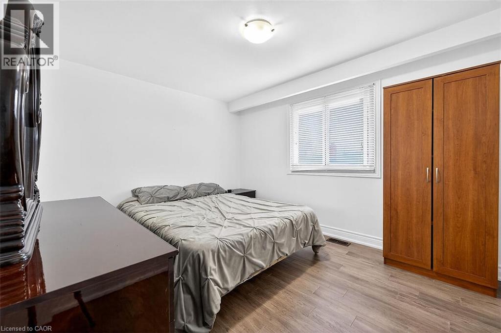 28 Tara Court, Hamilton, Ontario  L8K 6E6 - Photo 26 - 40808435