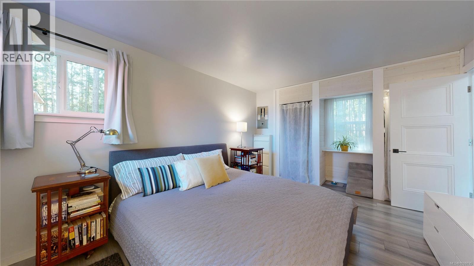 1520 Wild Cherry Terr, Gabriola Island, British Columbia  V0R 1X5 - Photo 11 - 1028035