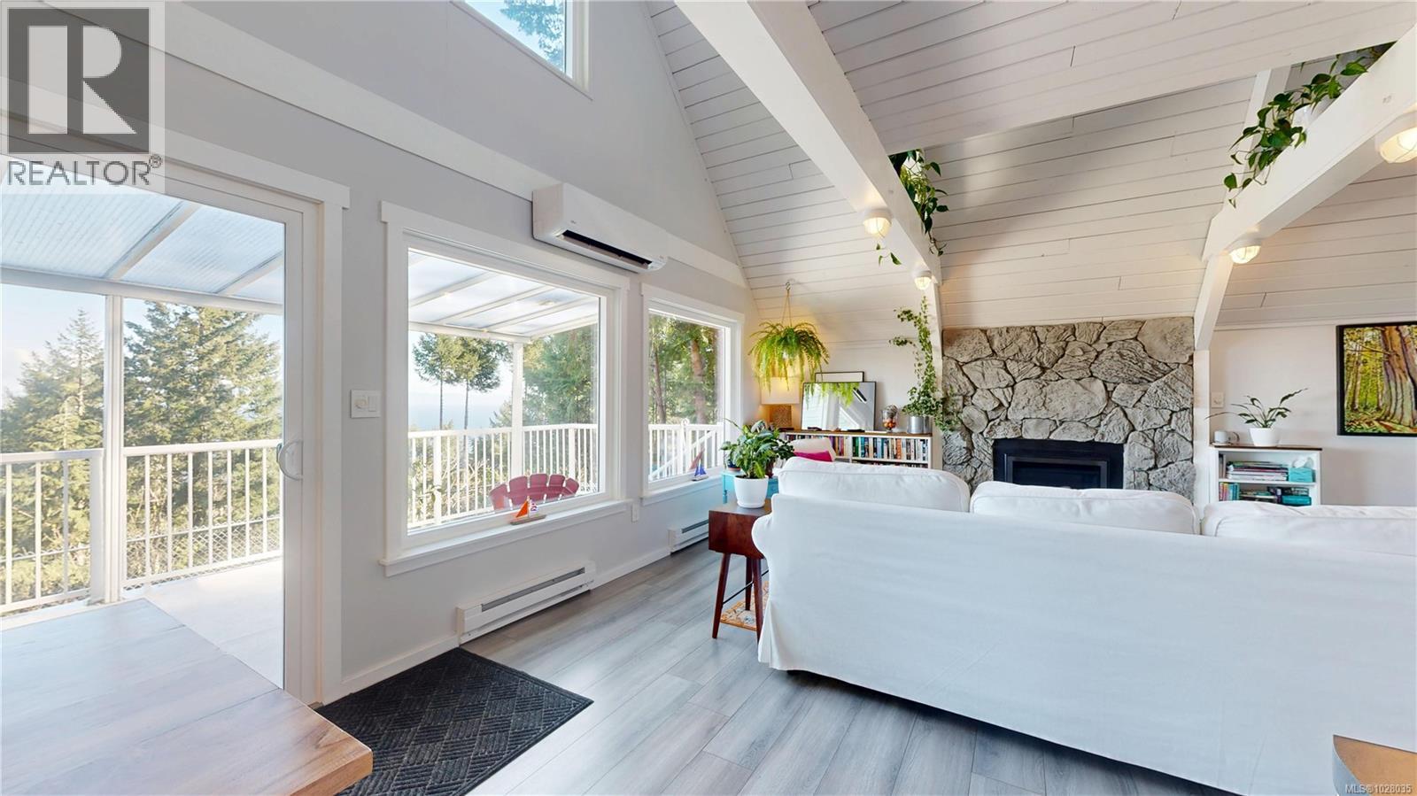 1520 Wild Cherry Terr, Gabriola Island, British Columbia  V0R 1X5 - Photo 5 - 1028035