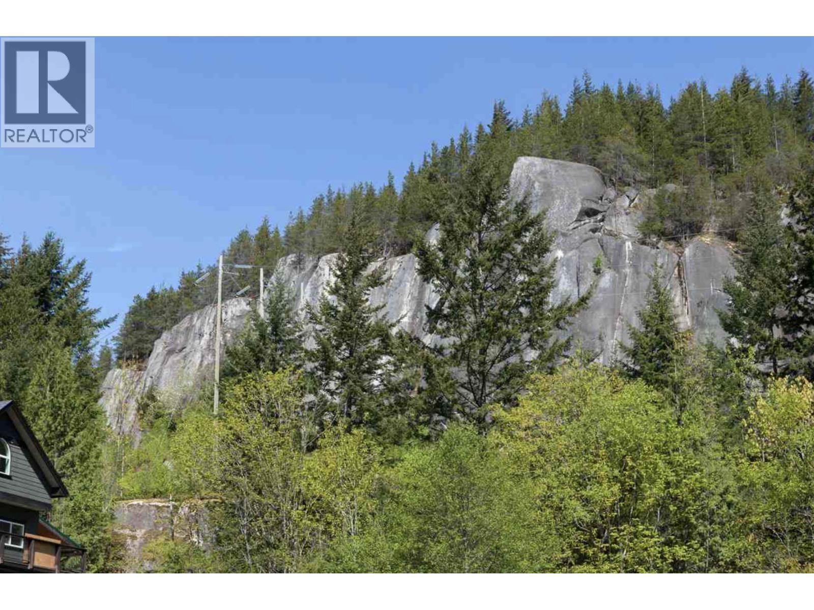 1045 Northridge Drive, Squamish, British Columbia  V0N 3G0 - Photo 24 - R3093755