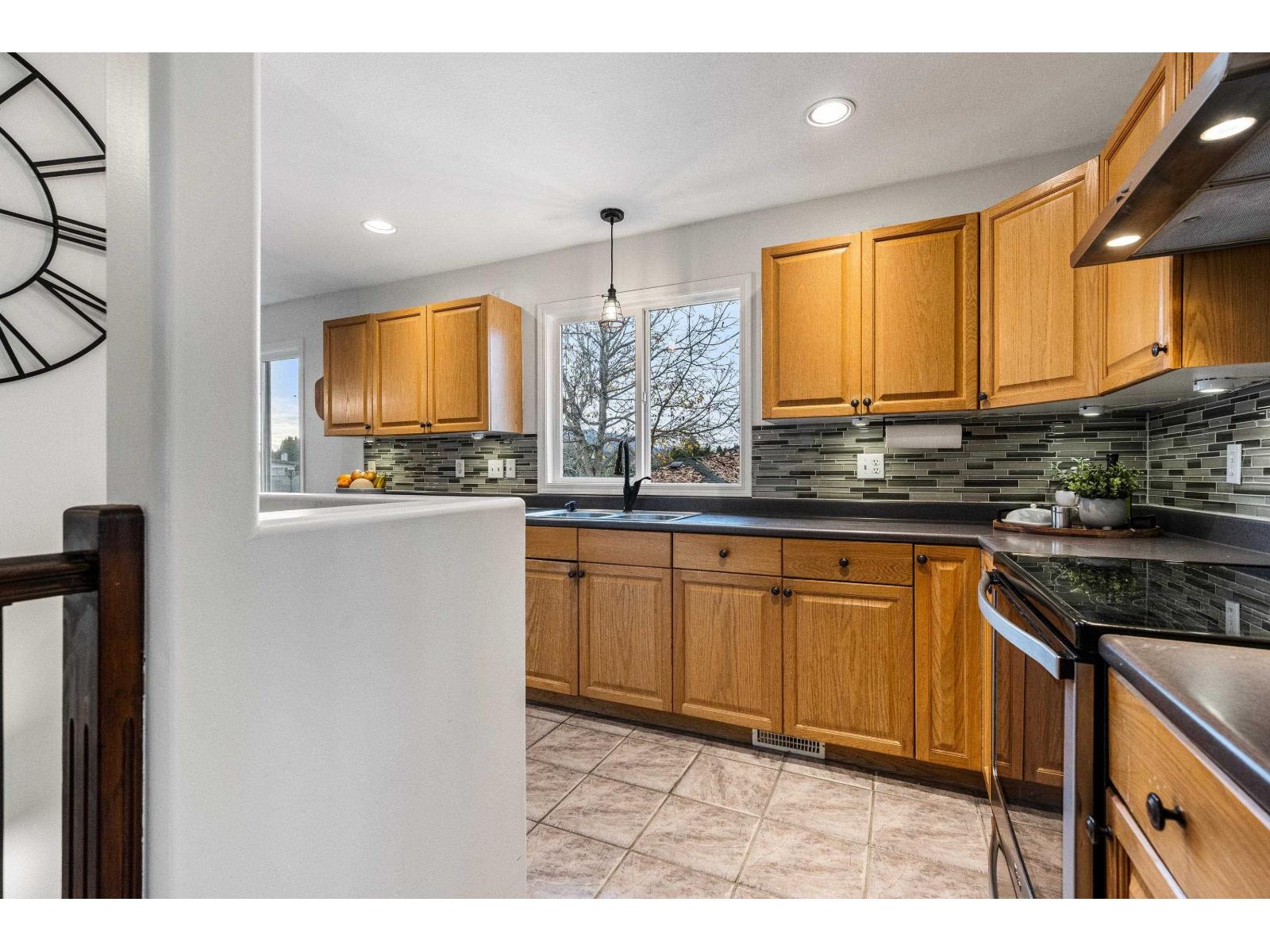 B 45658 Lewis Avenue, Chilliwack Proper West, Chilliwack, British Columbia  V2P 3C6 - Photo 15 - R3098805