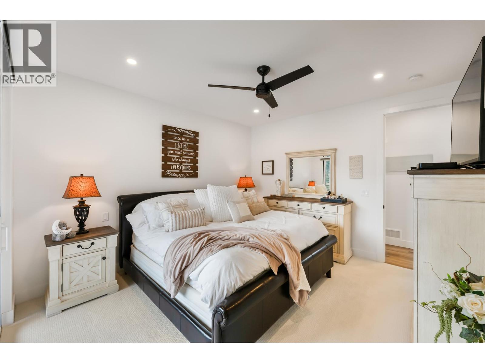 10400 87th Street, Osoyoos, British Columbia  V0H 1V2 - Photo 34 - 10376937