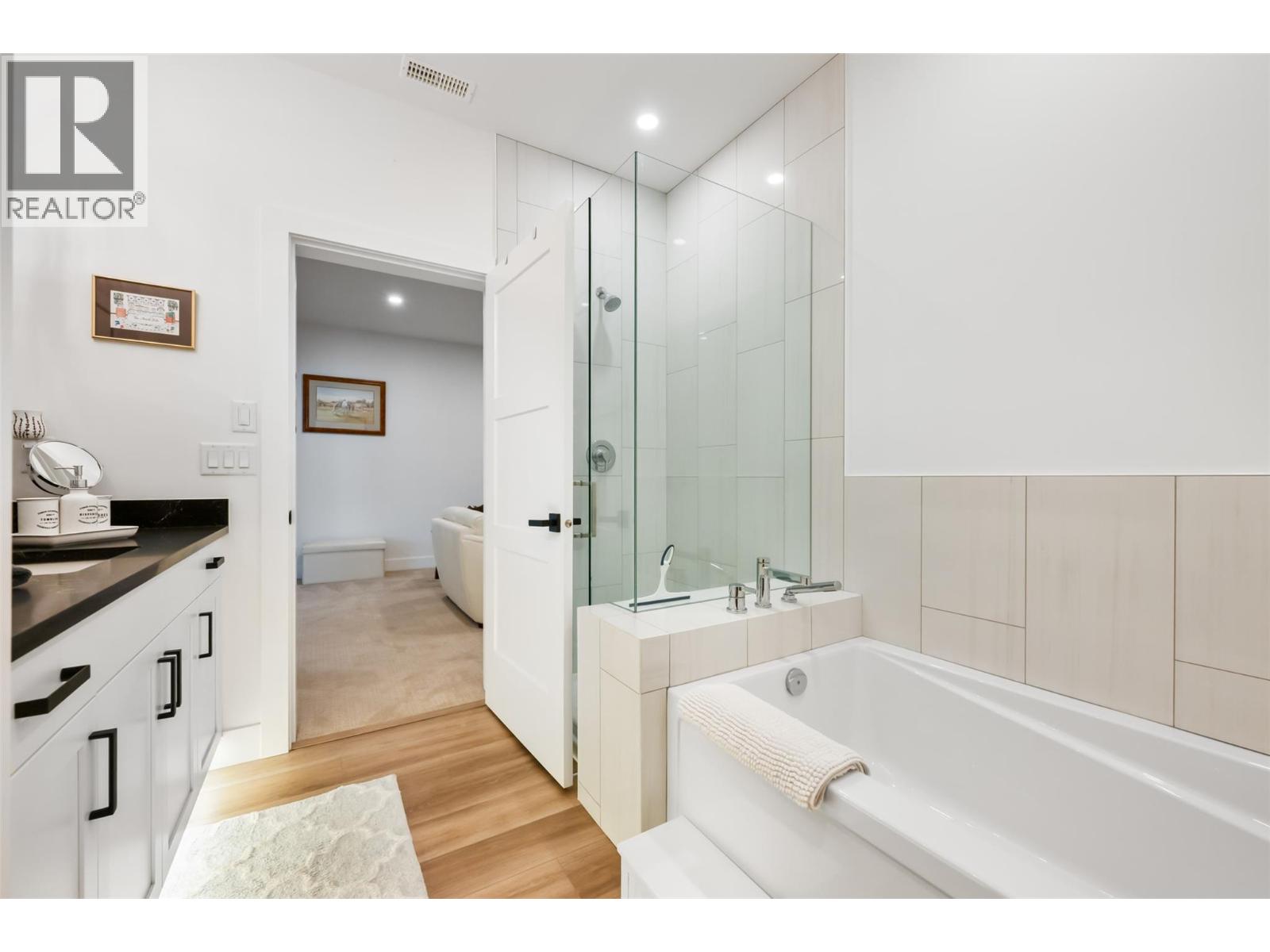 10400 87th Street, Osoyoos, British Columbia  V0H 1V2 - Photo 58 - 10376937