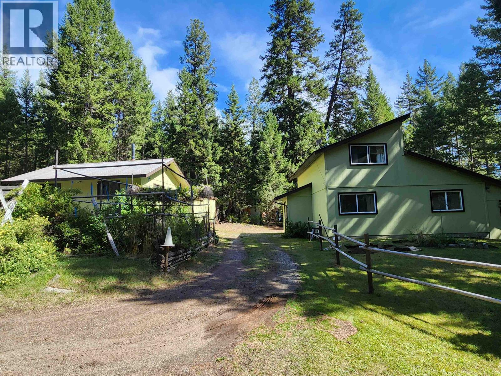 7344 E Young Lake Road, 70 Mile House, British Columbia  V0K 2K2 - Photo 14 - R3098853