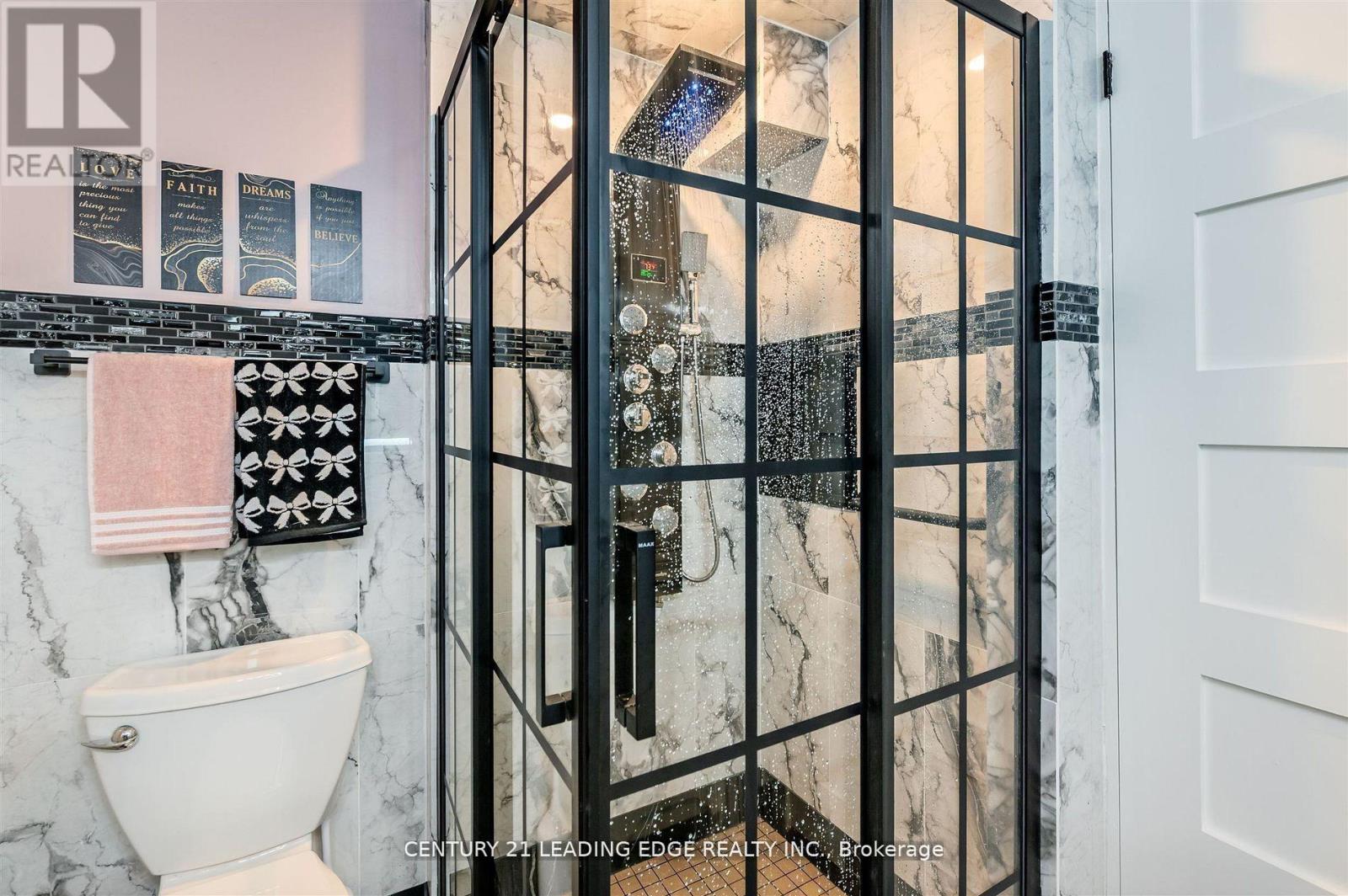 112 Wyndcliff Crescent, Toronto, Ontario  M4A 2K3 - Photo 33 - C12868264