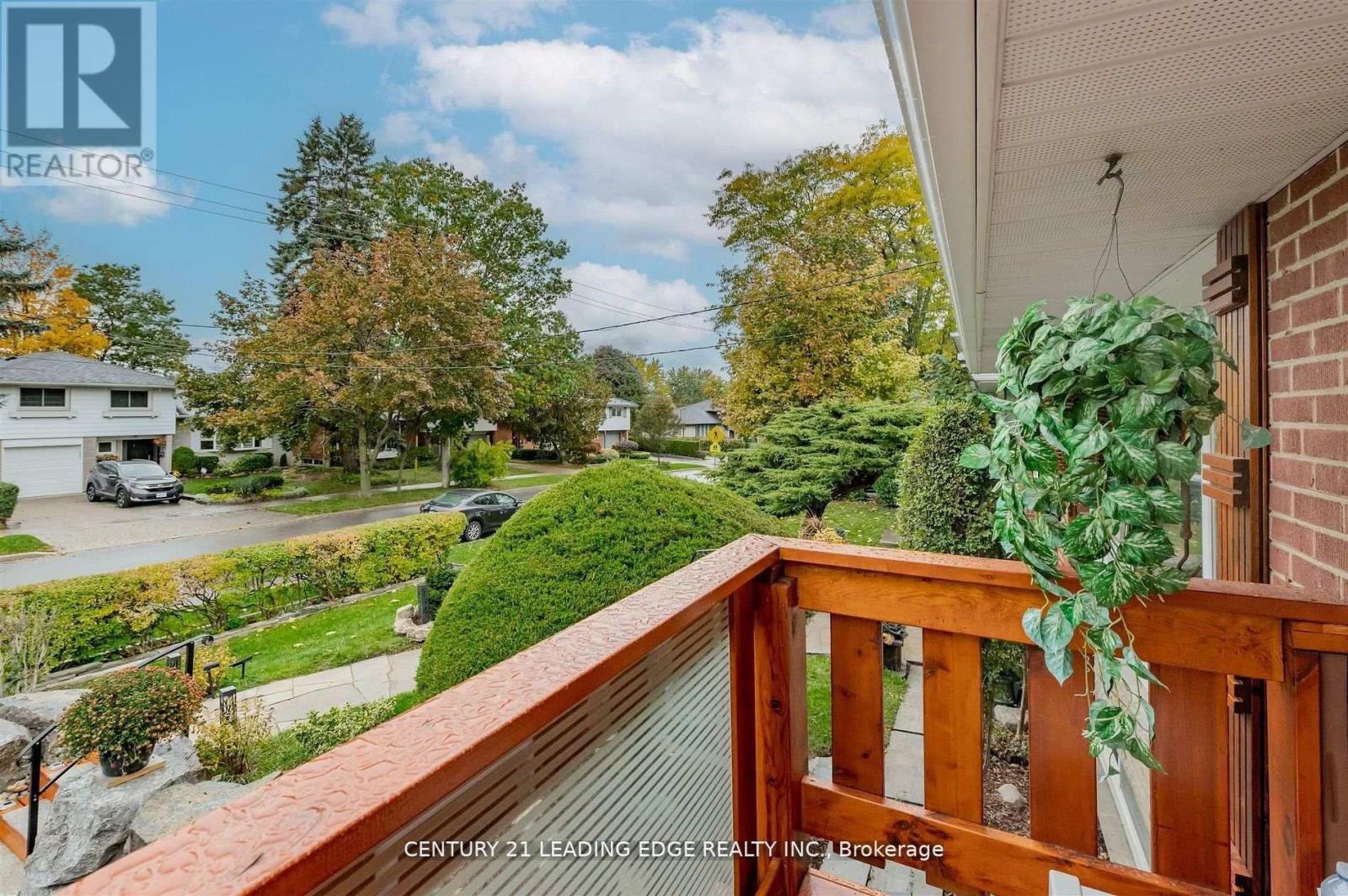 112 Wyndcliff Crescent, Toronto, Ontario  M4A 2K3 - Photo 37 - C12868264