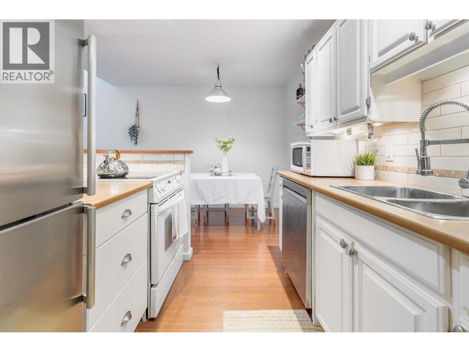 319 206 E 15th Street, North Vancouver, British Columbia  V7L 2R3 - Photo 7 - R3098766