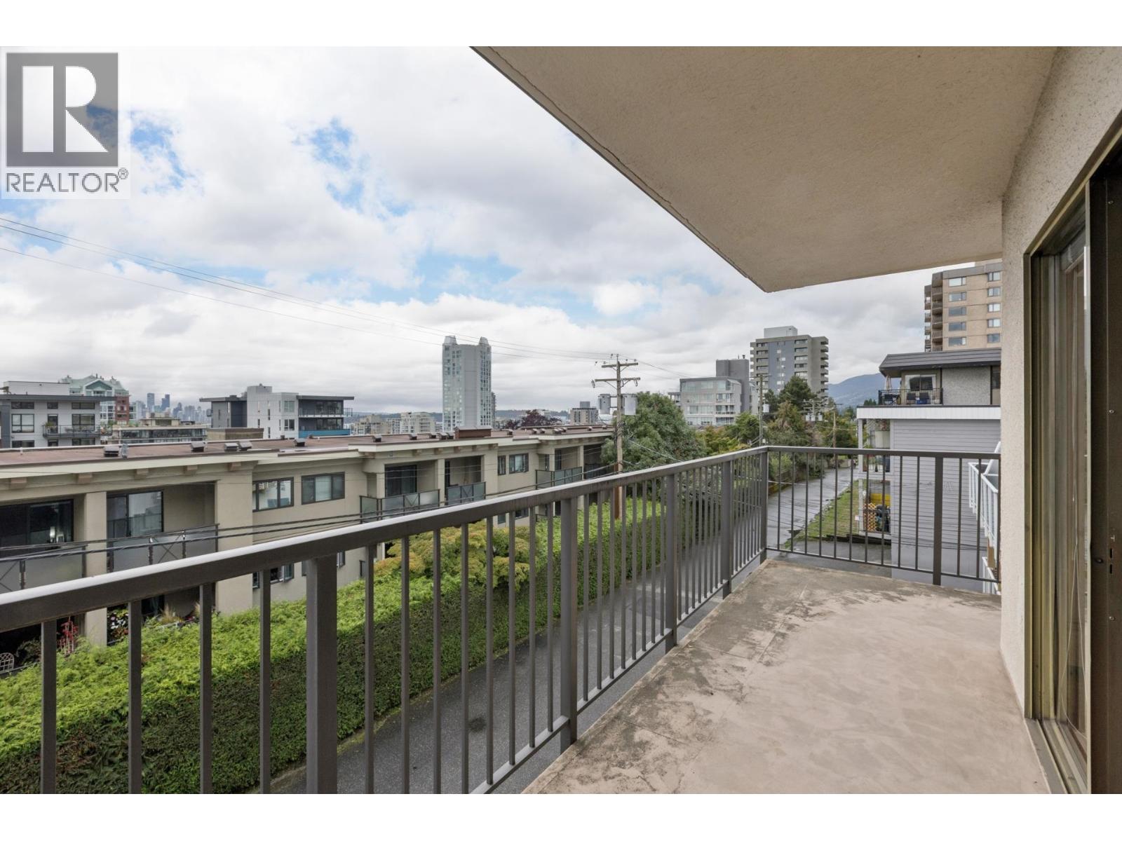 211 155 E 5th Street, North Vancouver, British Columbia  V7L 1L3 - Photo 25 - R3098767