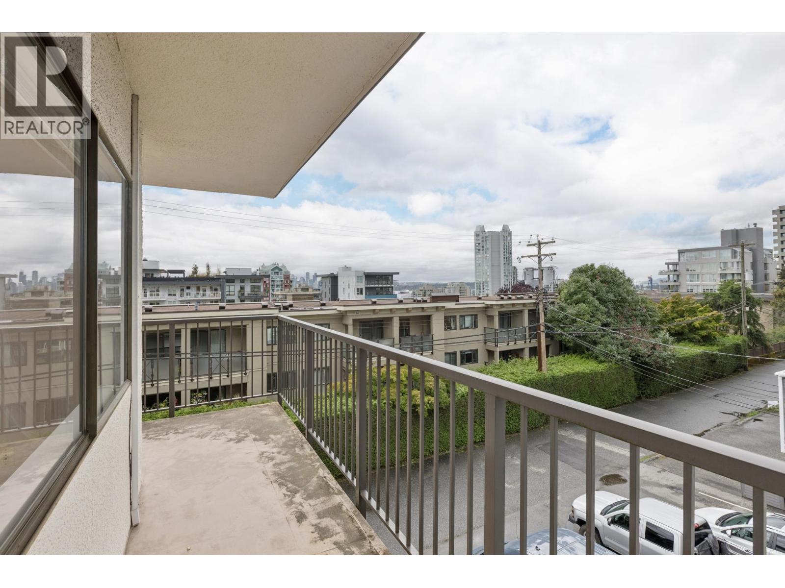 211 155 E 5th Street, North Vancouver, British Columbia  V7L 1L3 - Photo 26 - R3098767