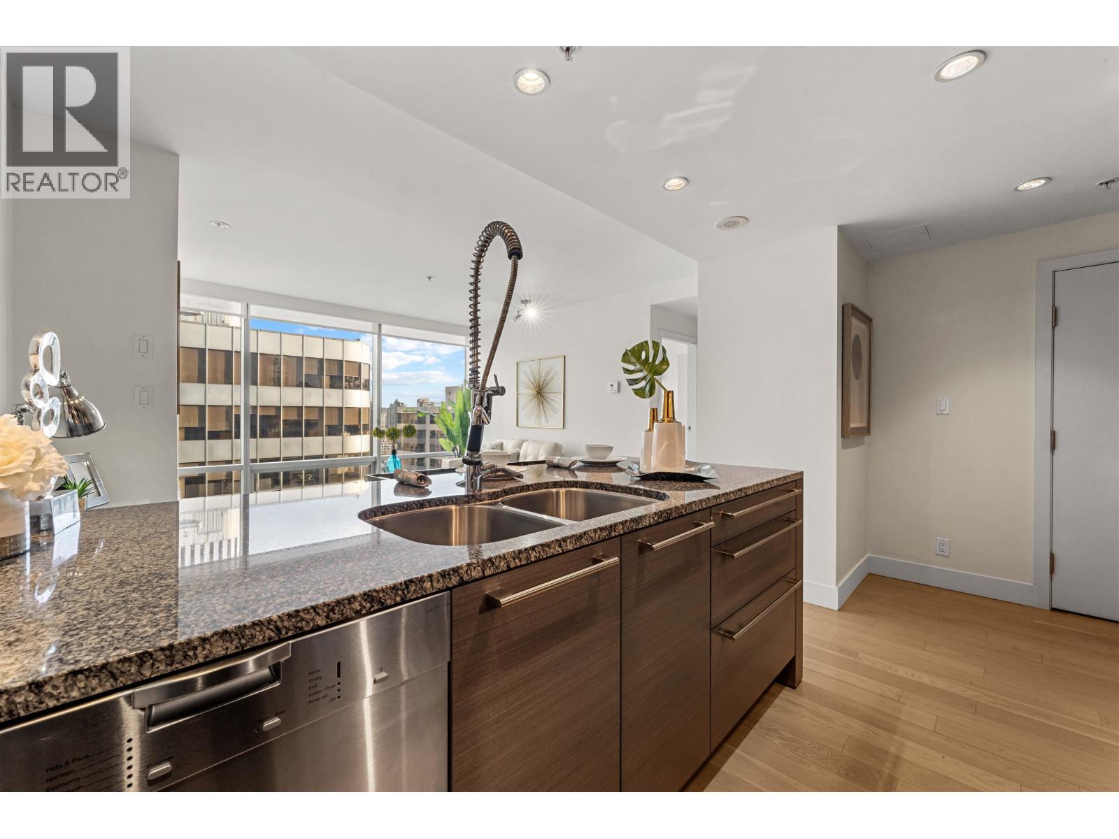 2107 1111 Alberni Street, Vancouver, British Columbia  V6E 4V2 - Photo 15 - R3098782