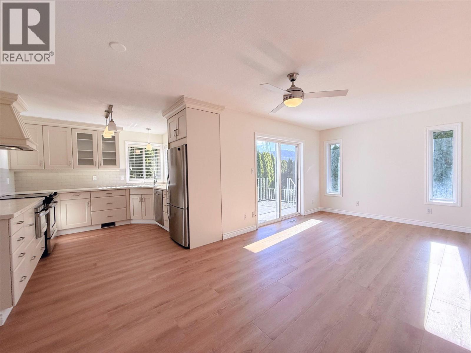 12 Heather Place, Osoyoos, British Columbia  V0H 1V1 - Photo 13 - 10378535