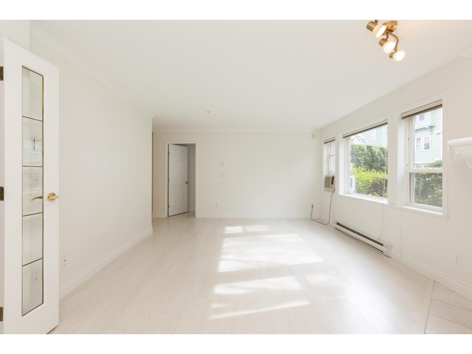 103 15558 16a Avenue, Surrey, British Columbia  V4A 1T3 - Photo 6 - R3098626