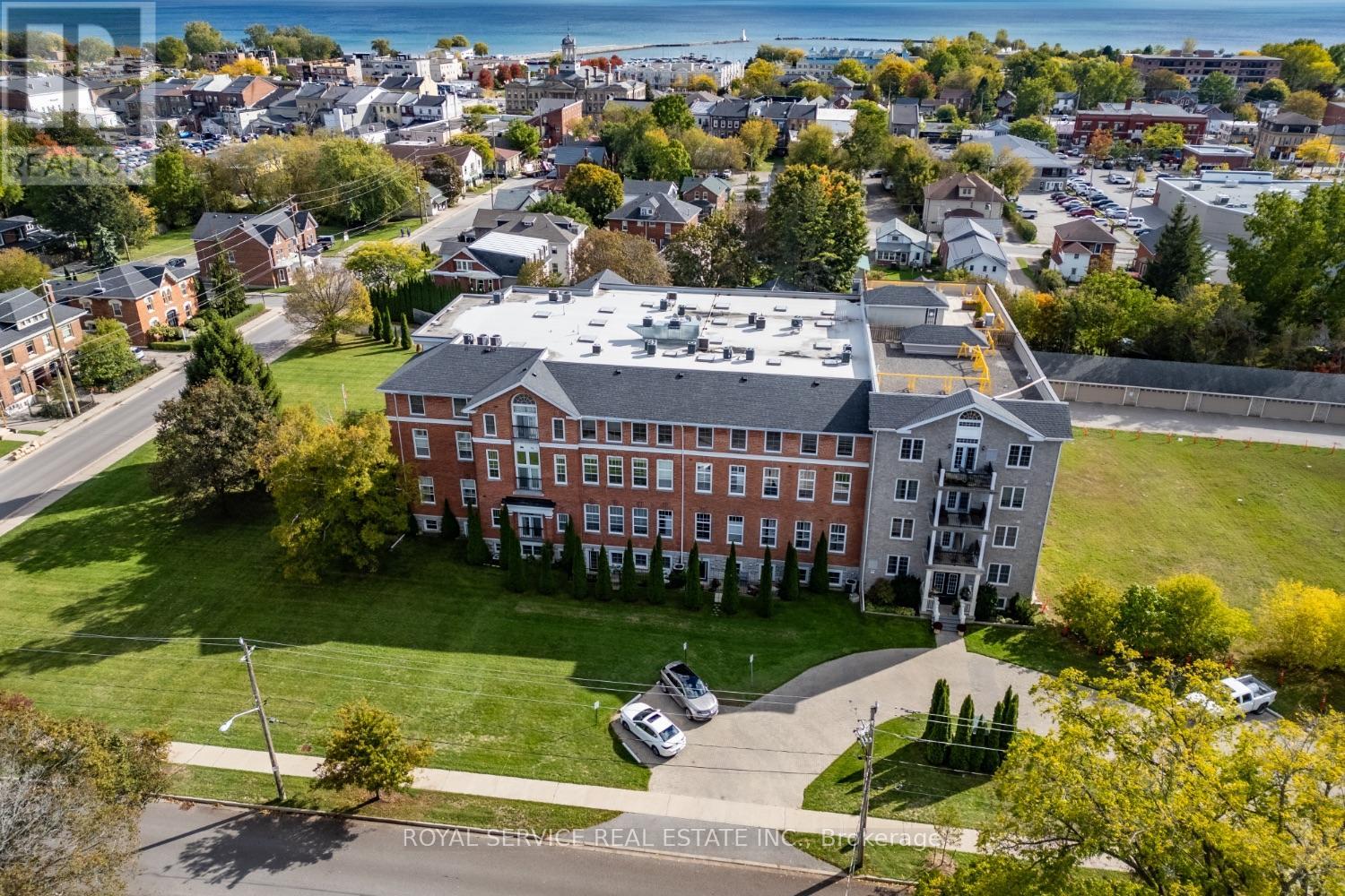 103 - 323 George Street, Cobourg, Ontario  K9A 3L9 - Photo 2 - X12872694