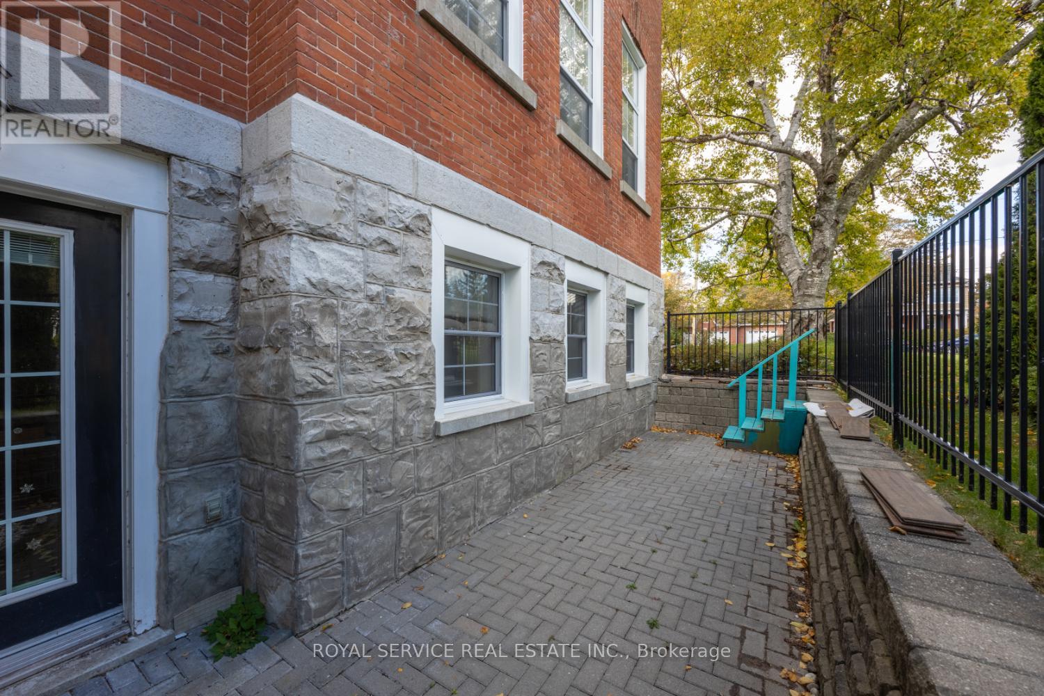 103 - 323 George Street, Cobourg, Ontario  K9A 3L9 - Photo 23 - X12872694