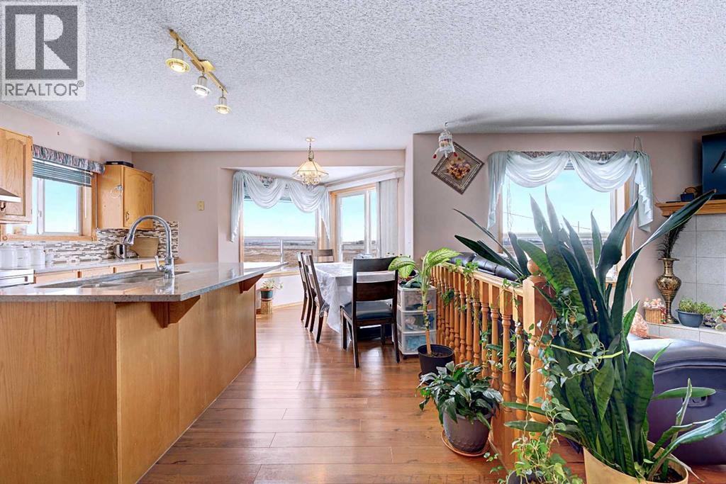 433 Coral Springs Place Ne, Calgary, Alberta  T3J 3R1 - Photo 8 - A2289158