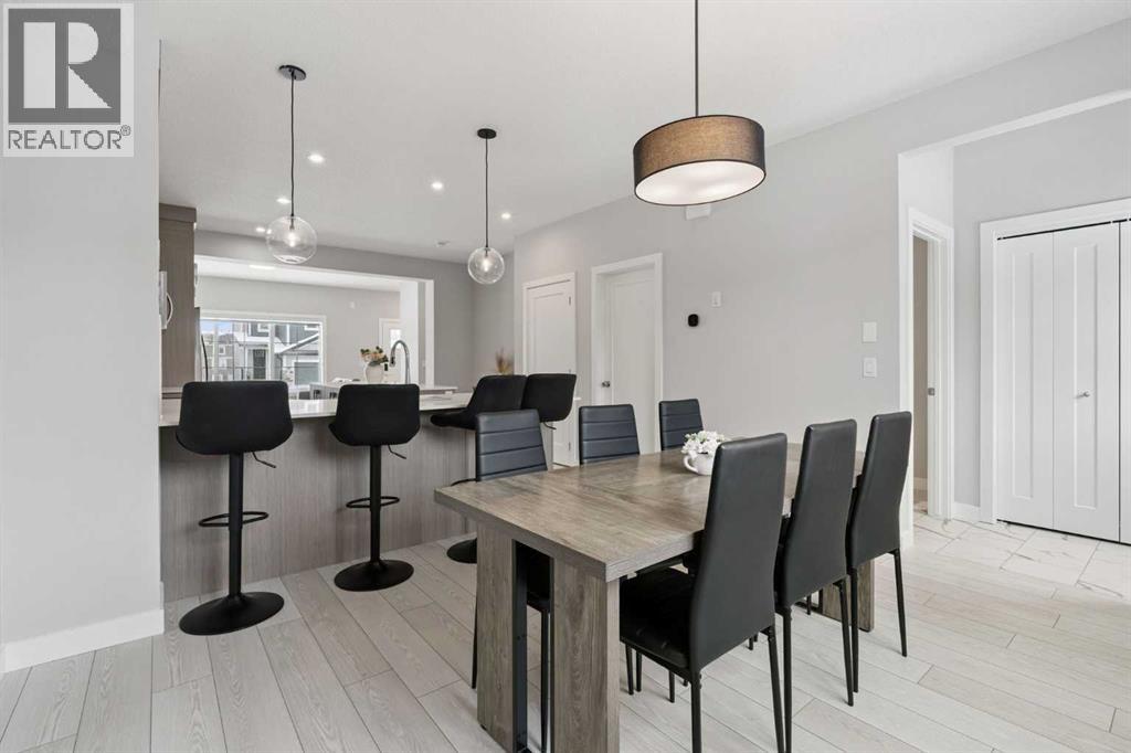 556 Chelsea Gardens, Chestermere, Alberta  T1X 2V4 - Photo 12 - A2289565